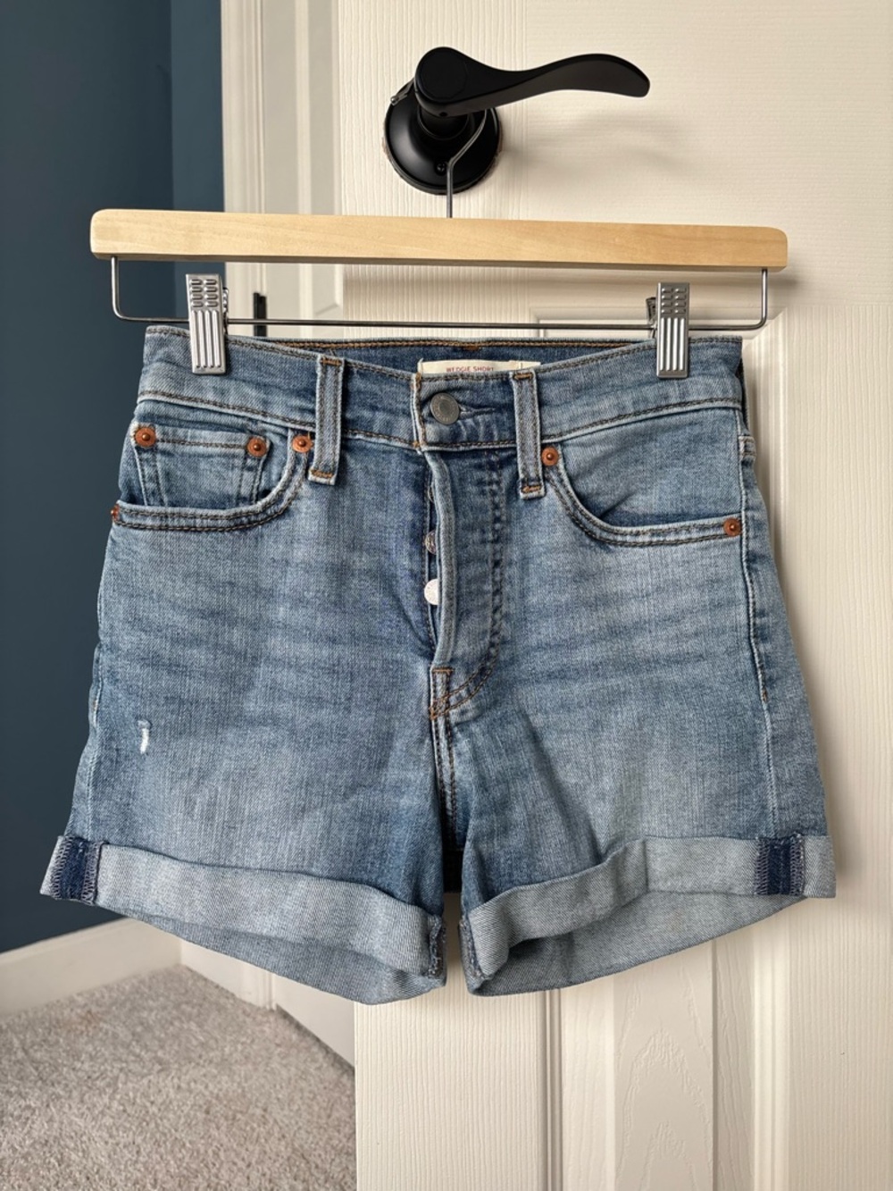 Levi’s Wedgie Shorts